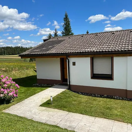 Starenweg 8 * Schramberg