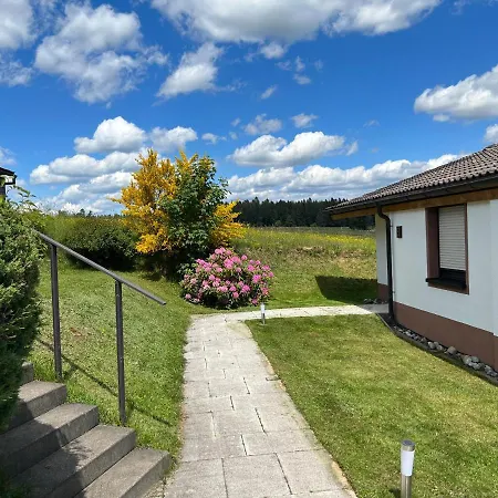 Starenweg 8 * Schramberg